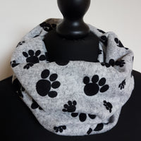 Grey & black Paw Print Snood