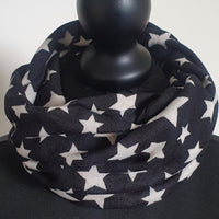 Black & White Star Snood